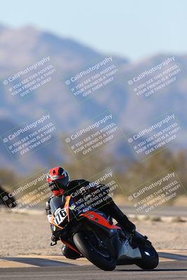 media/Dec-07-2025-CVMA (Sun) [[3e7d2de5dc]]/Race 12- Formula 40 MW and LW/